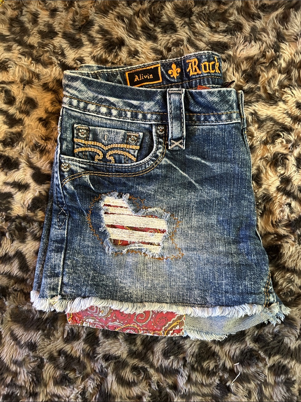Rock Revival tag size 30 peekaboo pocket shorts